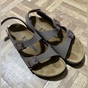 Kids Roma Birkenstock size 34 Mocha